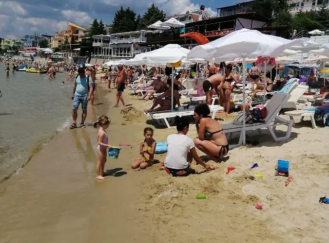 Fiore ゲストハウス